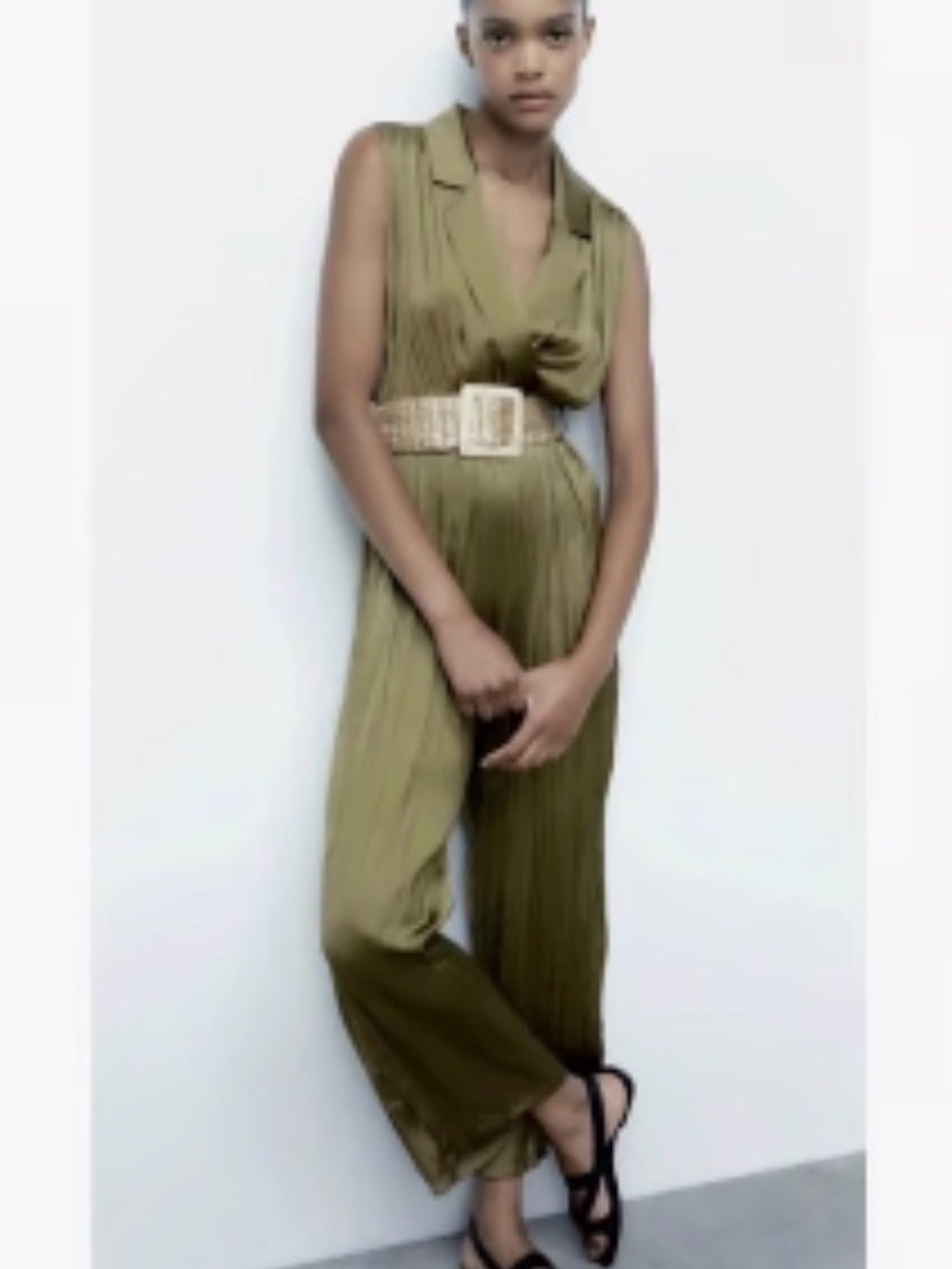 Zara Olive Green Sleeveless Pleated Jumpsuit with Textured Belt